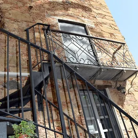 Eleonora & Breakfast אוריסטאנו