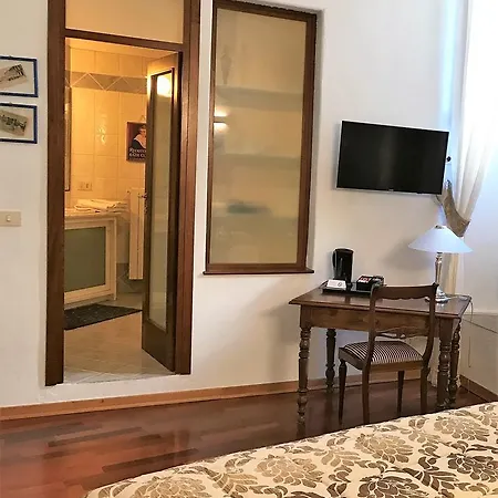 Eleonora & Breakfast בית הארחה אוריסטאנו