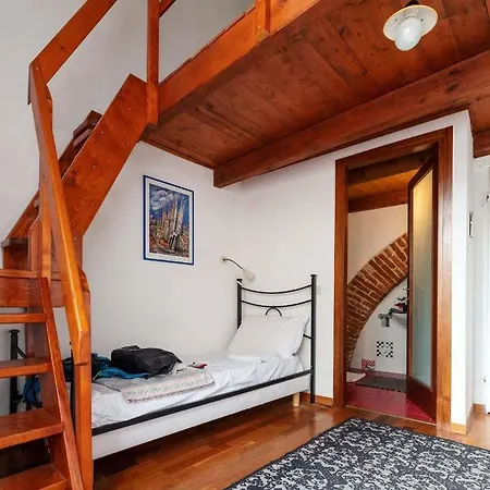 Eleonora & Breakfast אוריסטאנו