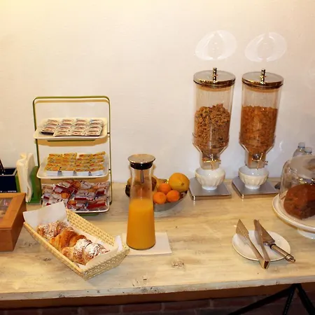 Eleonora & Breakfast