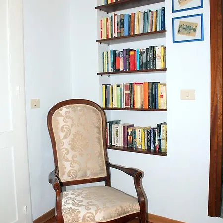 Pensjonat Eleonora & Breakfast 3*
