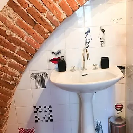 Eleonora & Breakfast 3* Oristano