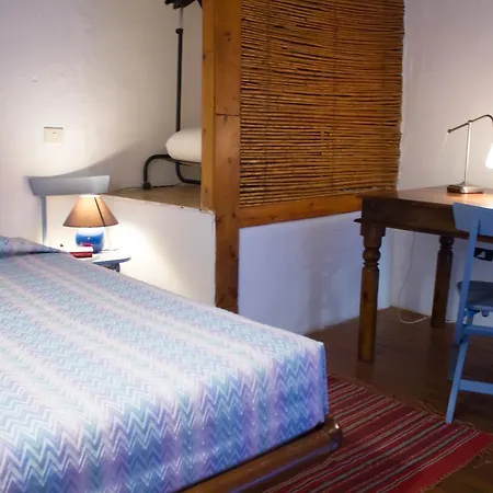 Eleonora & Breakfast 3*