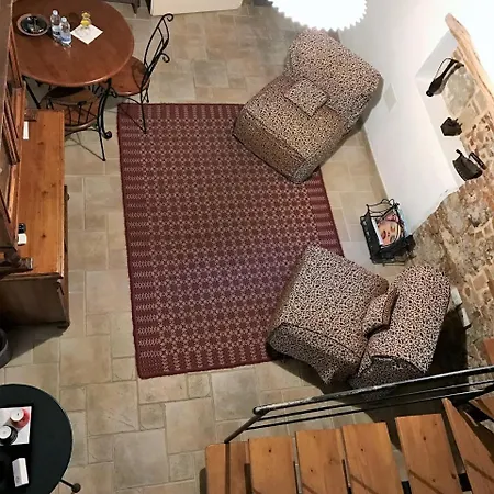 Eleonora & Breakfast 3*